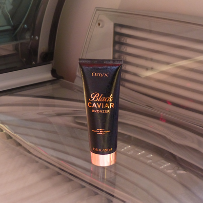 Black Caviar - bardzo mocny bronzer i akcelerator