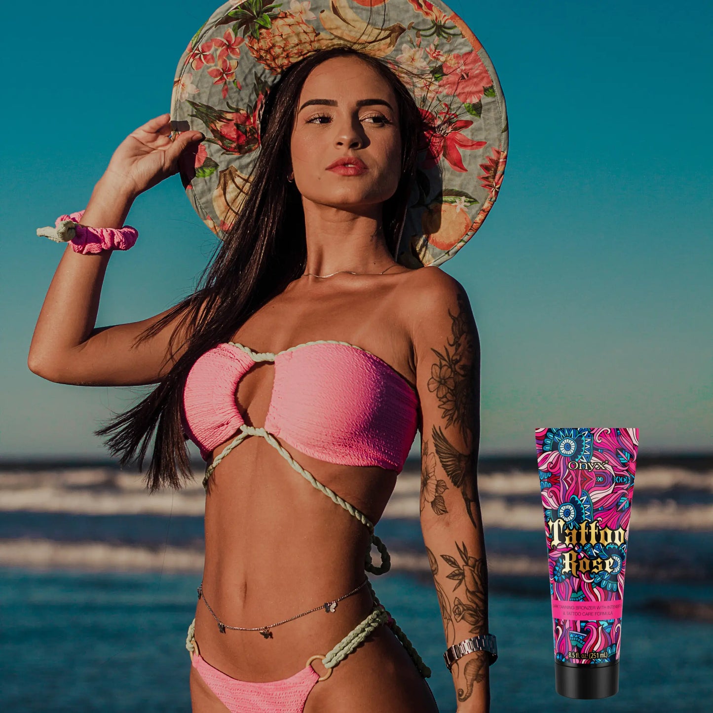 Tattoo Rose opalenizna na plaźy efekt brązujący dla kobiet z tatuażami